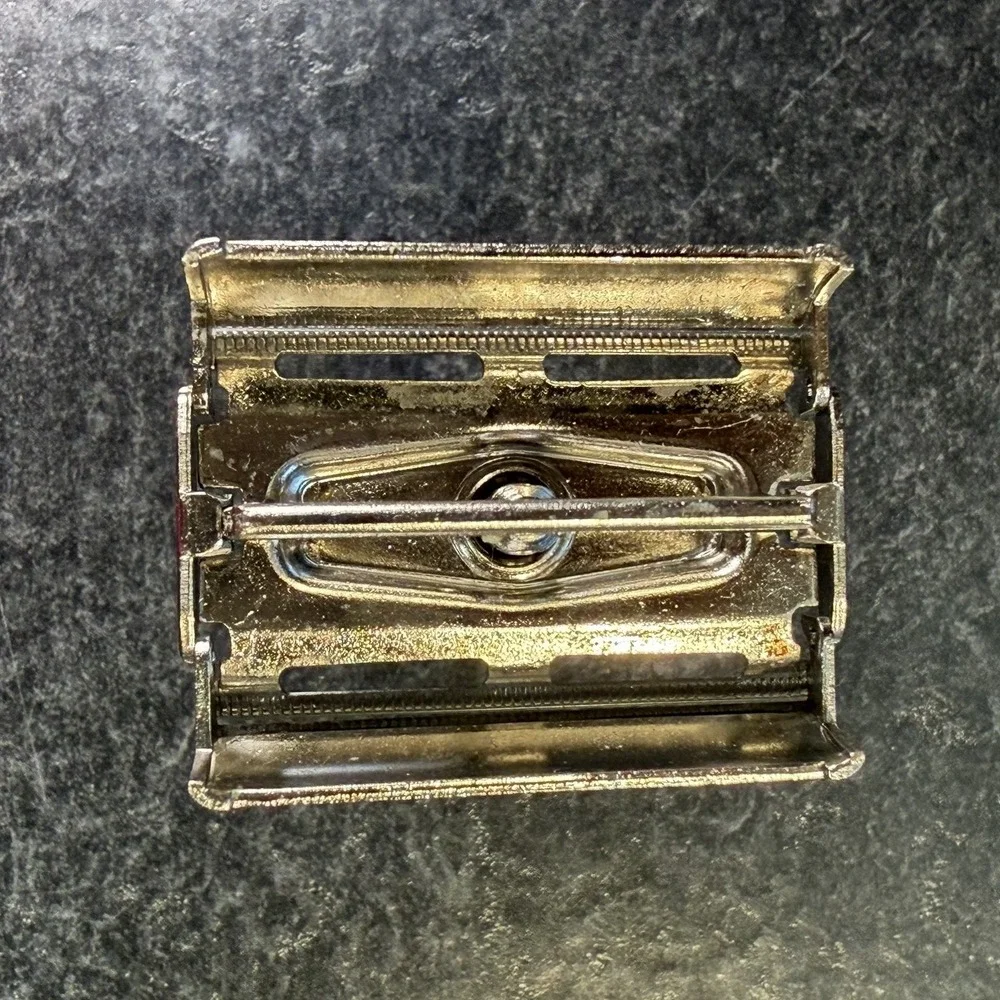 Gillette 1978 Y2 Twist To Open Double Edge Black Safety‎ Razor